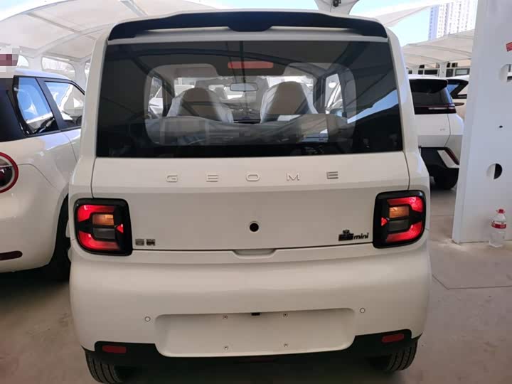 Geely Galaxy Panda Mini 2025 2025款 熊猫mini 210km 元气熊