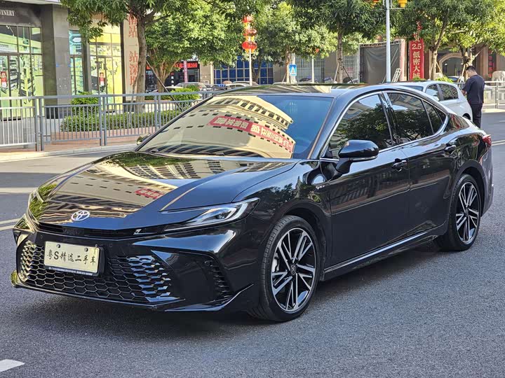Toyota Camry 2024 2024款 双擎 2.0HS 运动版