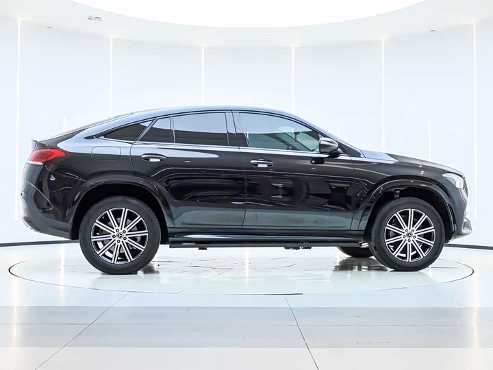 Mercedes-Benz GLE-Class Coupe 2022 2022款 改款 GLE 350 4MATIC 轿跑SUV 豪华型