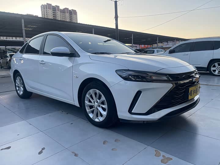Chevrolet Monza 2024 2024款 1.5L 双离合悦享版