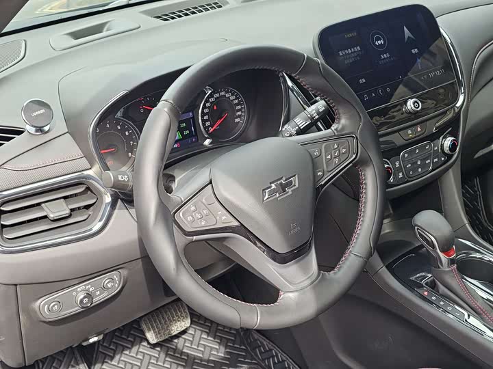 Chevrolet Equinox 2023 2023款 轻混 2.0T RS 智能拓界版