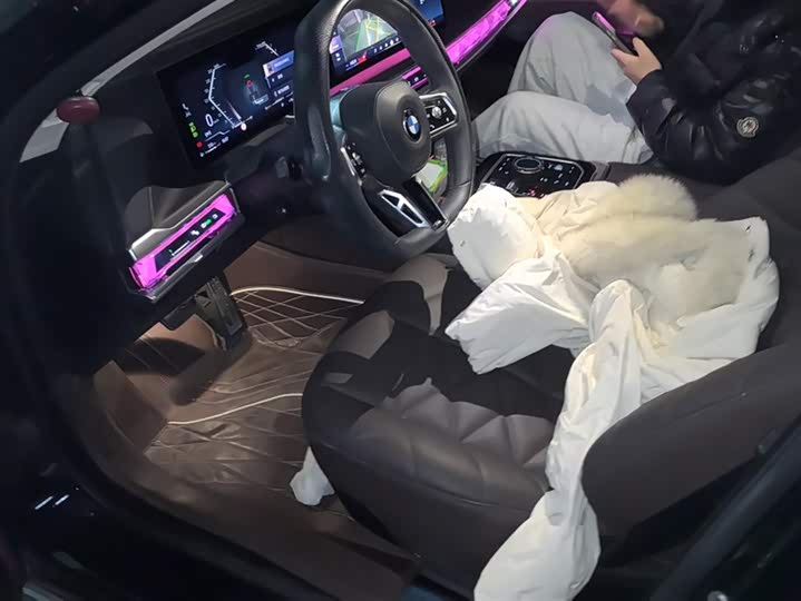 BMW 7 Series 2023 2023款 735Li M运动套装