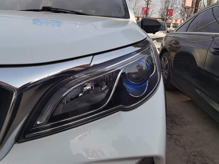 Geely Vision X3 2021 2021款 PRO 1.5L CVT尊贵型