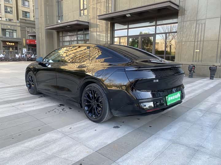 Zeekr 007 2025 2025款 后驱智驾版 75kWh