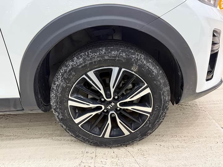 Kia KX1 2021 2021款 1.4L 自动趣享版