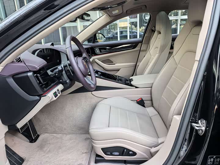 Porsche Panamera 2024 2024款 Panamera 行政加长版 2.9T