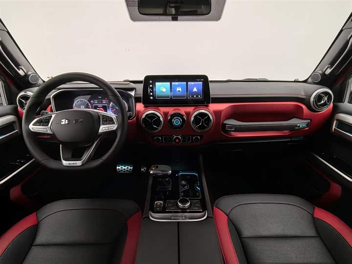 BAIC Beijing BJ40 2024 2024款 2.0T 城市猎人荣耀版