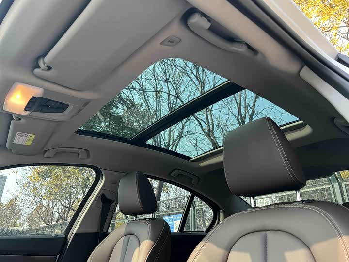 BMW 1 Series 2023 2023款 120i M运动曜夜版