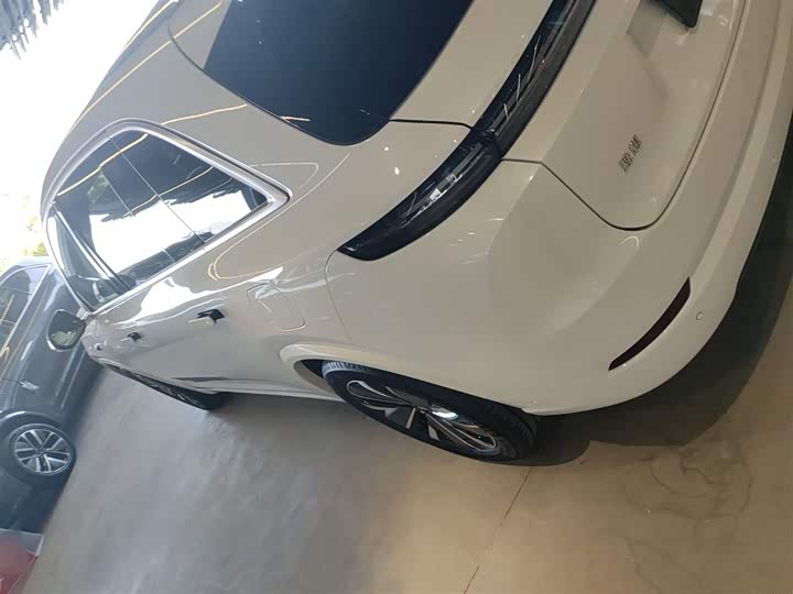 LiXiang L7 2025 2025款 Pro 智能焕新版