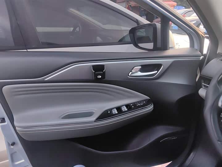 GAC Aion S Plus 2023 2023款 70 智领版 三元锂