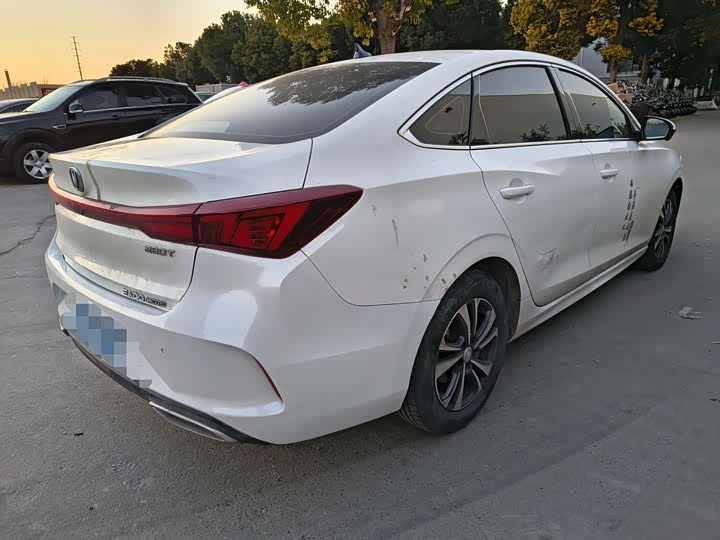 Changan Eado Plus 2024 2024款 PLUS 蓝鲸NE 1.4T GDI DCT高能版