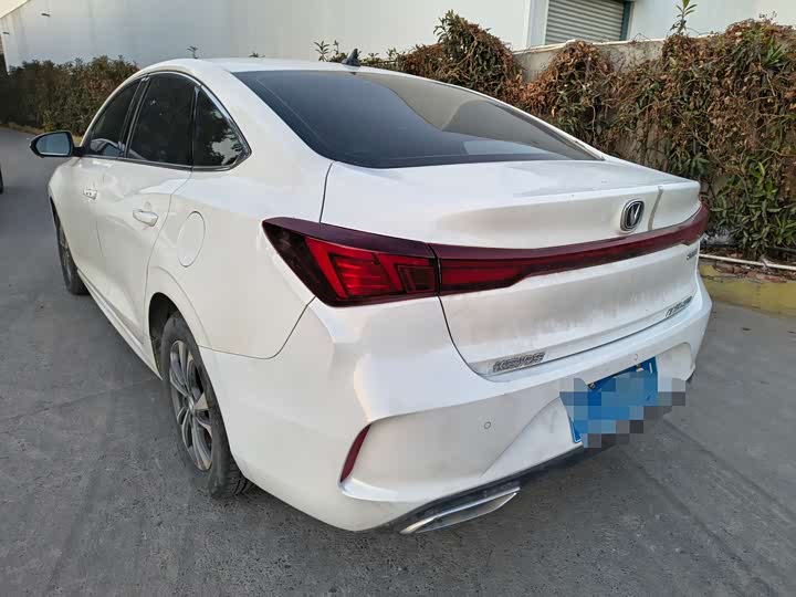 Changan Eado Plus 2024 2024款 PLUS 蓝鲸NE 1.4T GDI DCT高能版