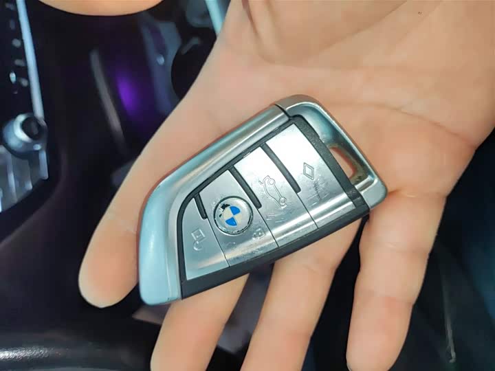 BMW 5 Series Hybrid 2022 2022款 改款二 535Le M运动套装