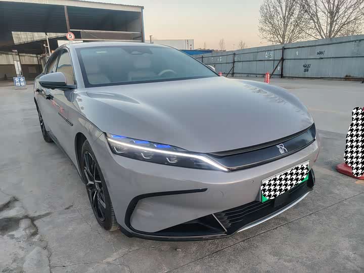 BYD Han 2025 2025款 DM-i 125KM尊荣型