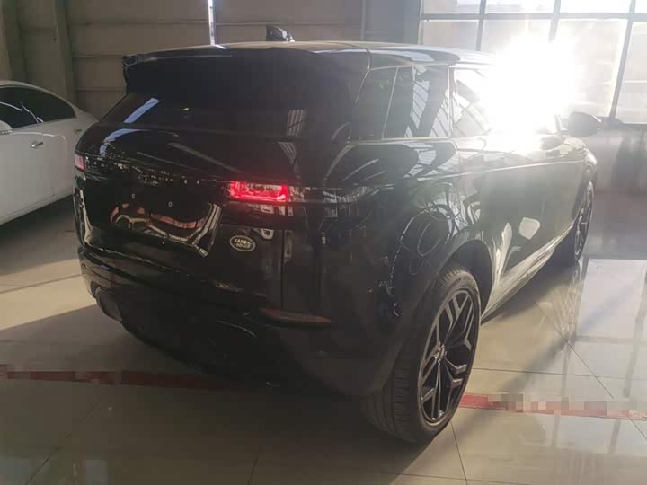 Land Rover Range Rover Evoque L Hybrid 2022 2022款 极光L P300e 插电式电动混合版