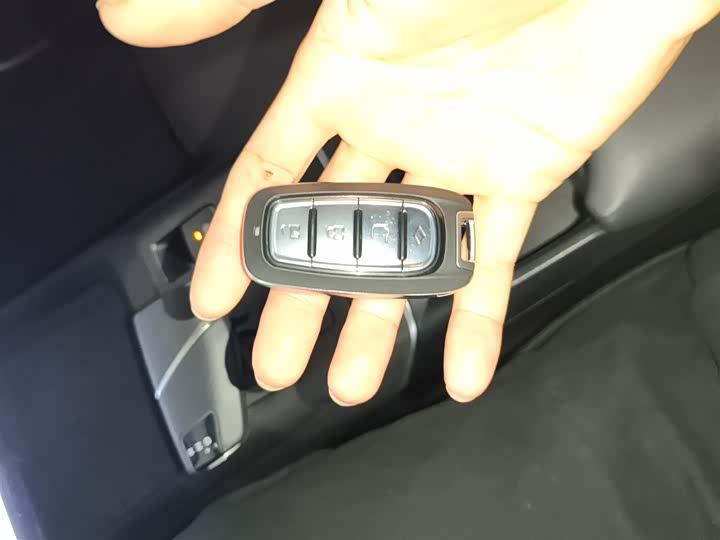 Changan Yida 2023 2023款 蓝鲸NE 1.5T GDI DCT尊享型