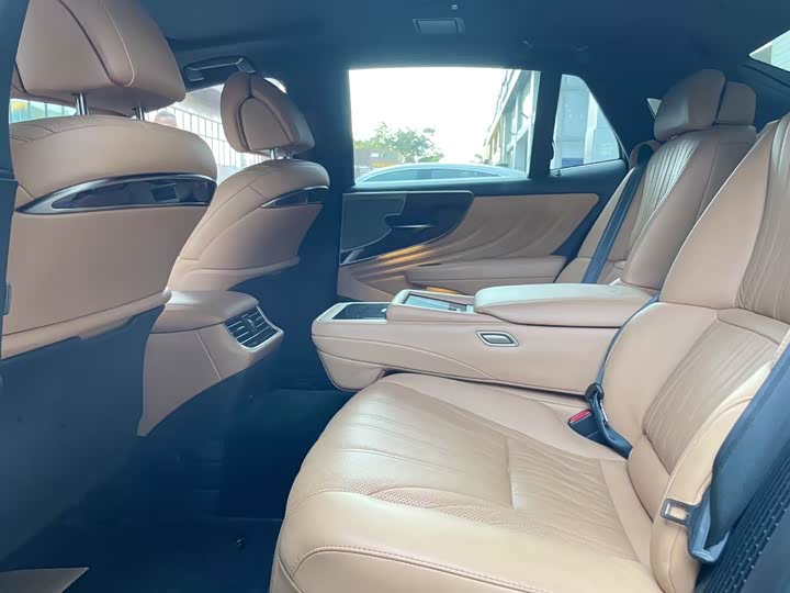 Lexus LS 2021 2021款 500h 豪华版