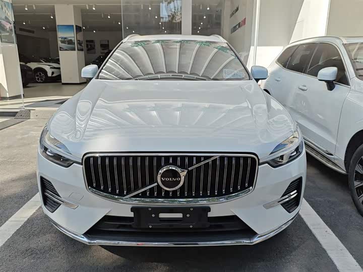 Volvo XC60 2025 2025款 B5 四驱智逸豪华版