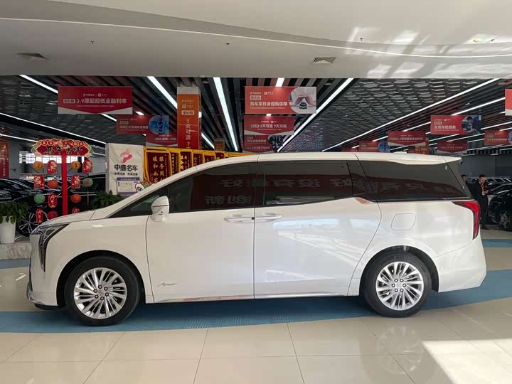 Buick GL8 Century 2025 2025款 2.0T 七座蕴世版