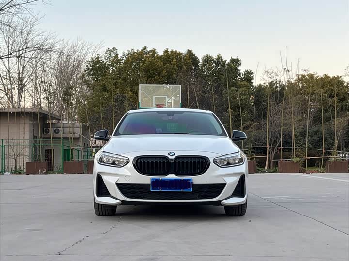BMW 1 Series 2023 2023款 125i M运动曜夜版