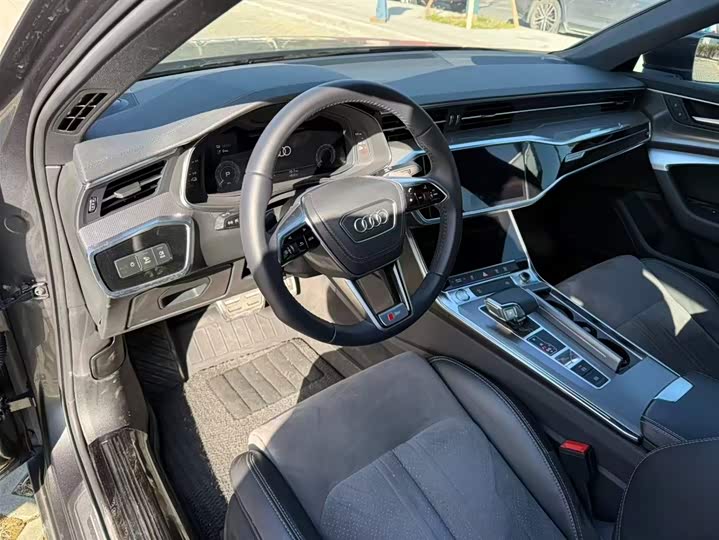 Audi A6L Hybrid 2020 2020款 55 TFSI e quattro