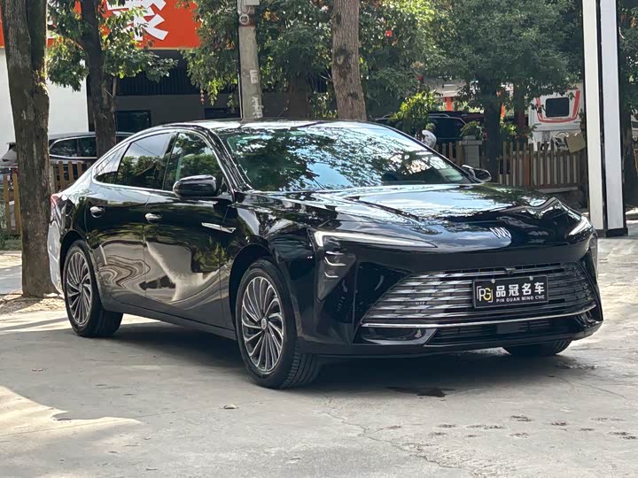 Buick LaCrosse 2025 2025款 28T 白金版