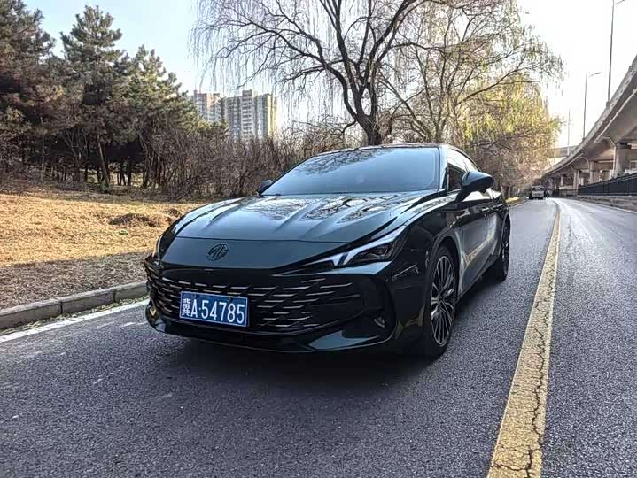 MG Motor 7 2025 2025款 1.5T 300 DCT优雅版
