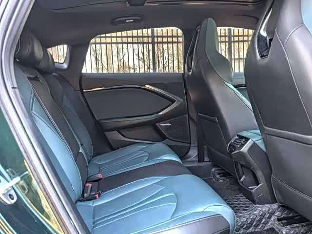 MG Motor 7 2025 2025款 1.5T 300 DCT优雅版