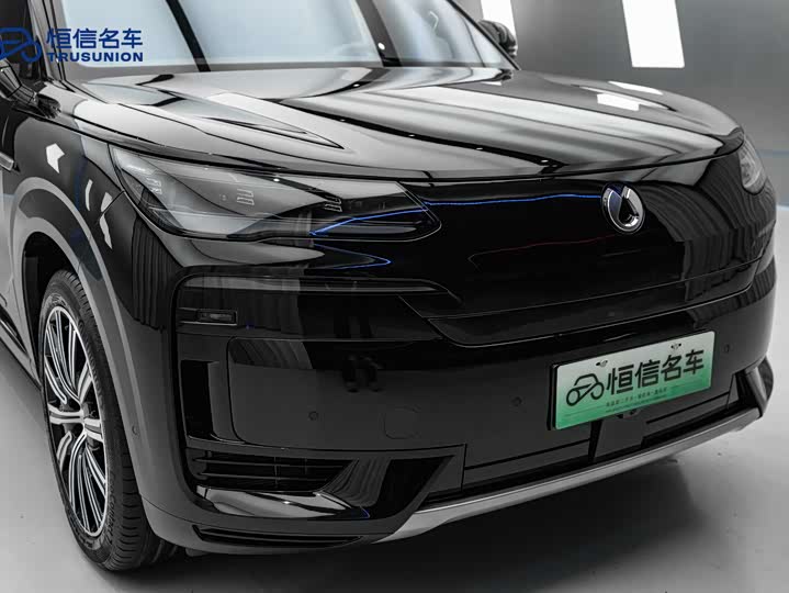 Denza N9 2026 2026款 尊荣型