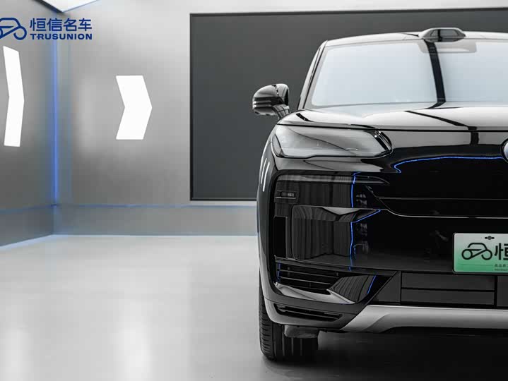 Denza N9 2026 2026款 尊荣型