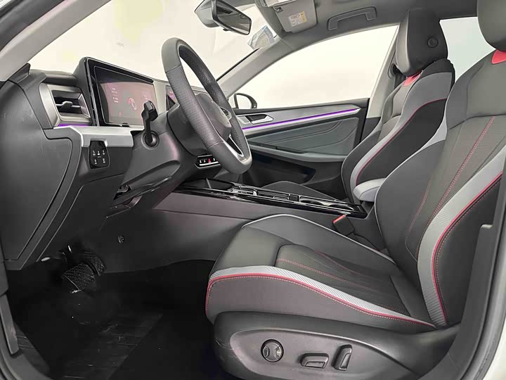 Volkswagen Lamando L 2025 2025款 凌渡L 280TSI DSG酷辣版