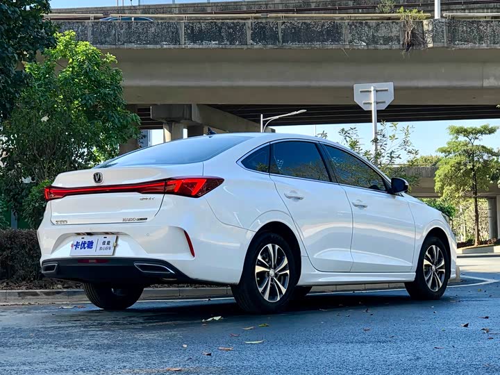 Changan Eado Plus 2024 2024款 PLUS 蓝鲸NE 1.4T GDI DCT高能版