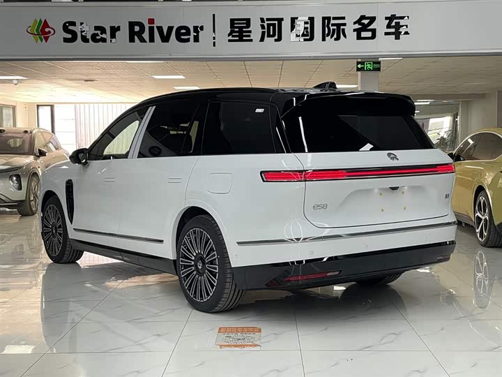Nio ES8 2026 2026款 六座行政豪华版