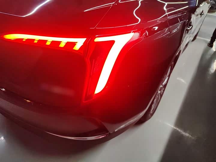 Hongqi E-QM5 2024 2024款 500km 出行版