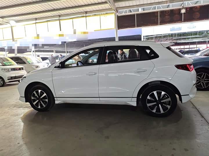 BYD E2 2023 2023款 豪华型