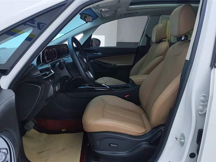 Buick GL6 2021 2021款 323T 轻混动互联豪华型