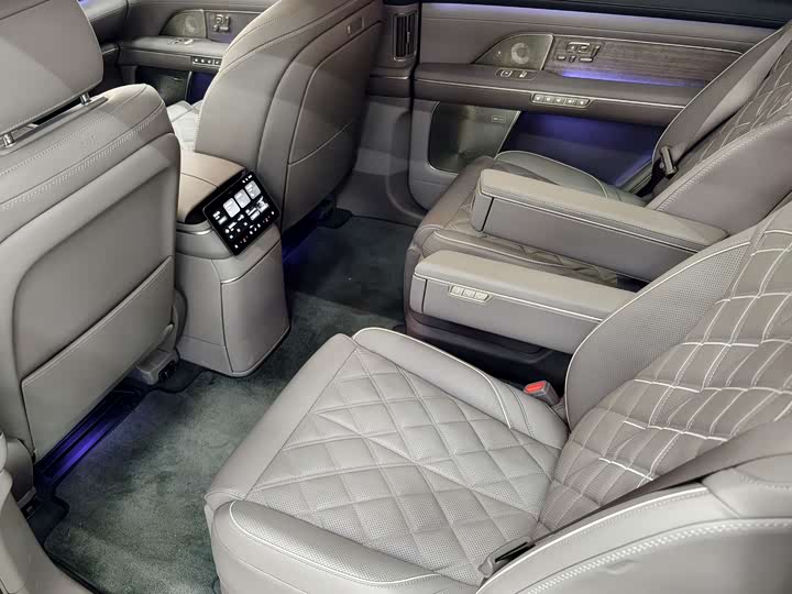 Nio ES8 2026 2026款 六座行政签名版