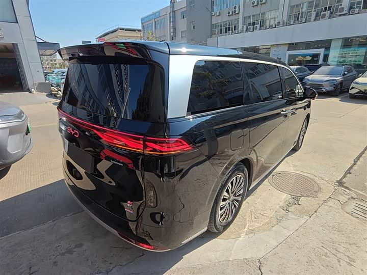 BYD Xia 2025 2025款 DM-i 1.5T 180km 超越型