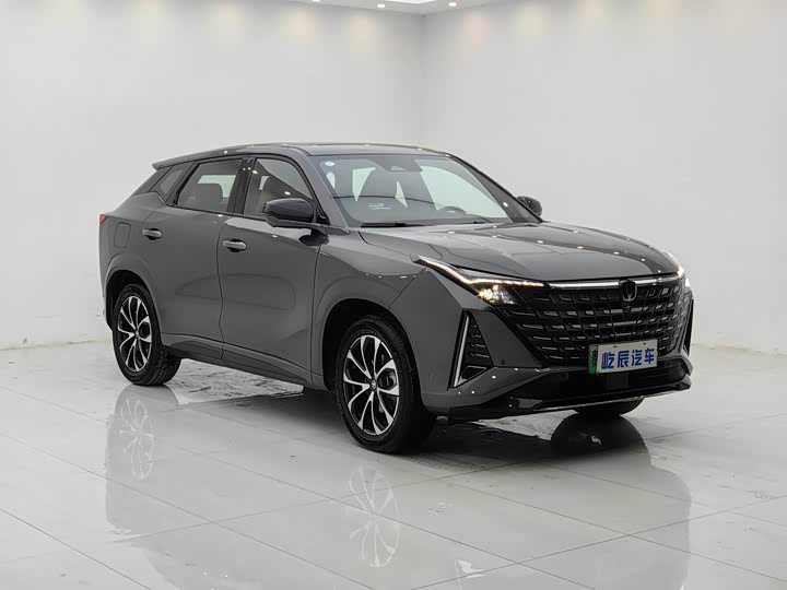 Changan UNI-Z Hybrid 2024 2024款 蓝鲸智电iDD 125km 卓越型