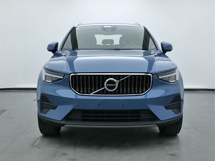Volvo XC40 2024 2024款 B3 智行时尚版