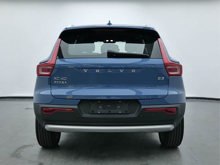 Volvo XC40 2024 2024款 B3 智行时尚版