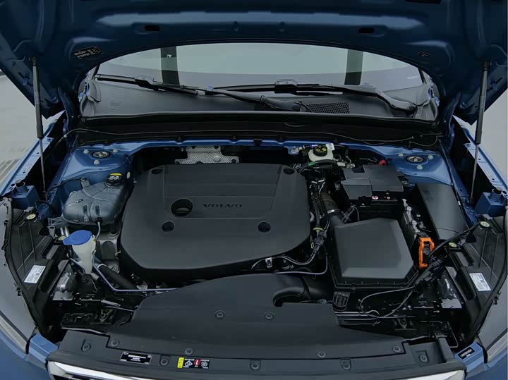 Volvo XC40 2024 2024款 B3 智行时尚版