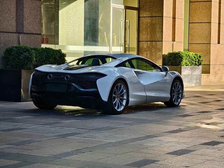 McLaren Artura 2025 2025款 3.0T Hybrid Coupe
