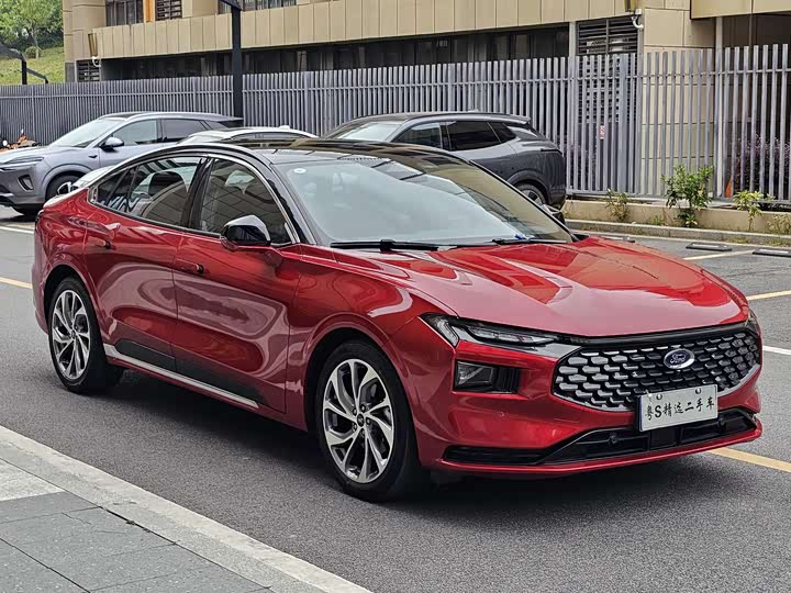 Ford Mondeo 2025 2025款 2.0T EcoBoost 至尊型