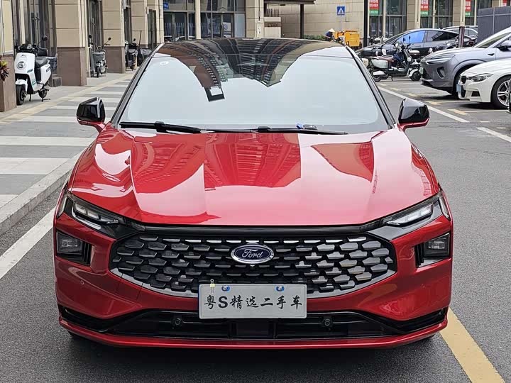 Ford Mondeo 2025 2025款 2.0T EcoBoost 至尊型
