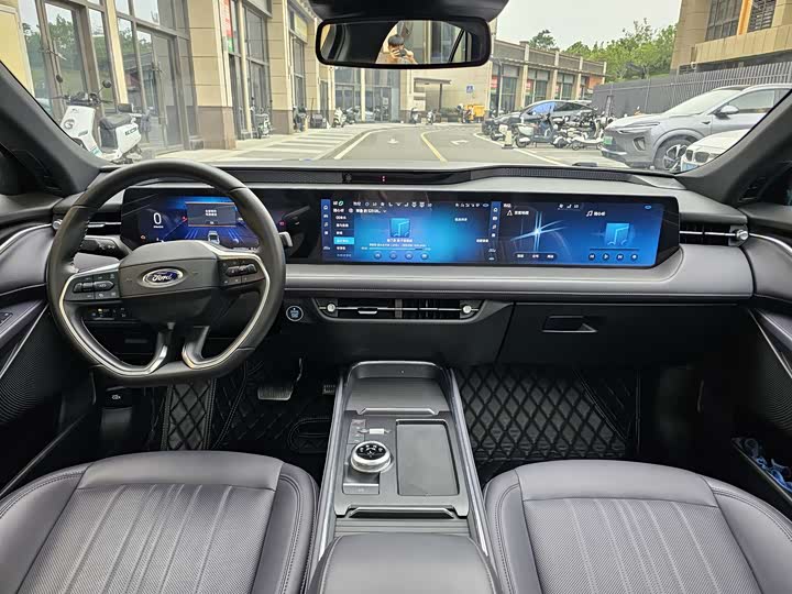 Ford Mondeo 2025 2025款 2.0T EcoBoost 至尊型