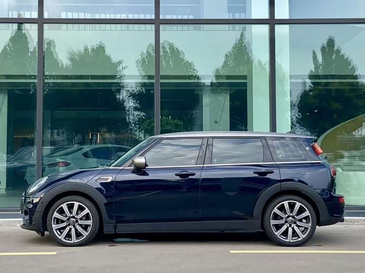 Mini Clubman 2023 2023款 改款 2.0T COOPER S 鉴赏家