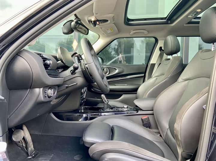 Mini Clubman 2023 2023款 改款 2.0T COOPER S 鉴赏家