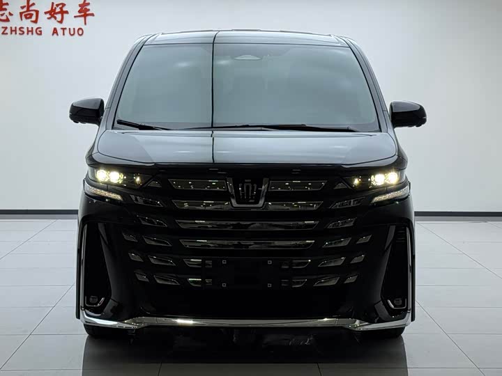 Toyota Vellfire 2024 2024款 皇冠 双擎 2.5L 至尊行政版
