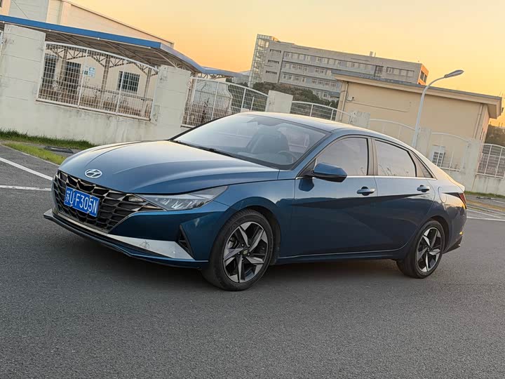 Hyundai Elantra N line 2023 2023款 1.5L CVT LUX尊贵版